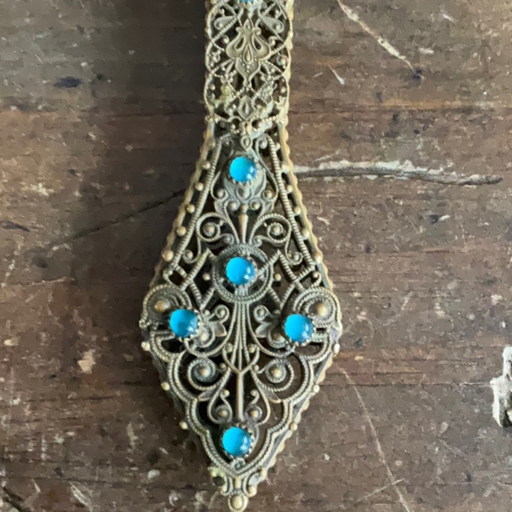 Beautiful Vintage Hand Mirror - Picture 3 of 6